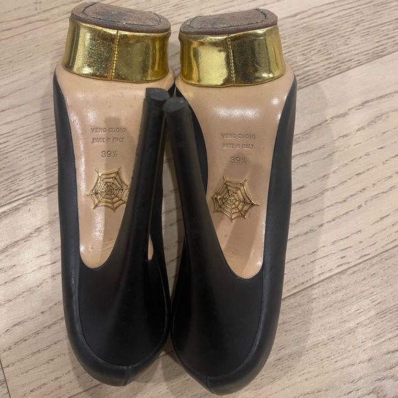 Charlotte Olympia leather shoes - Picture 5 of 7